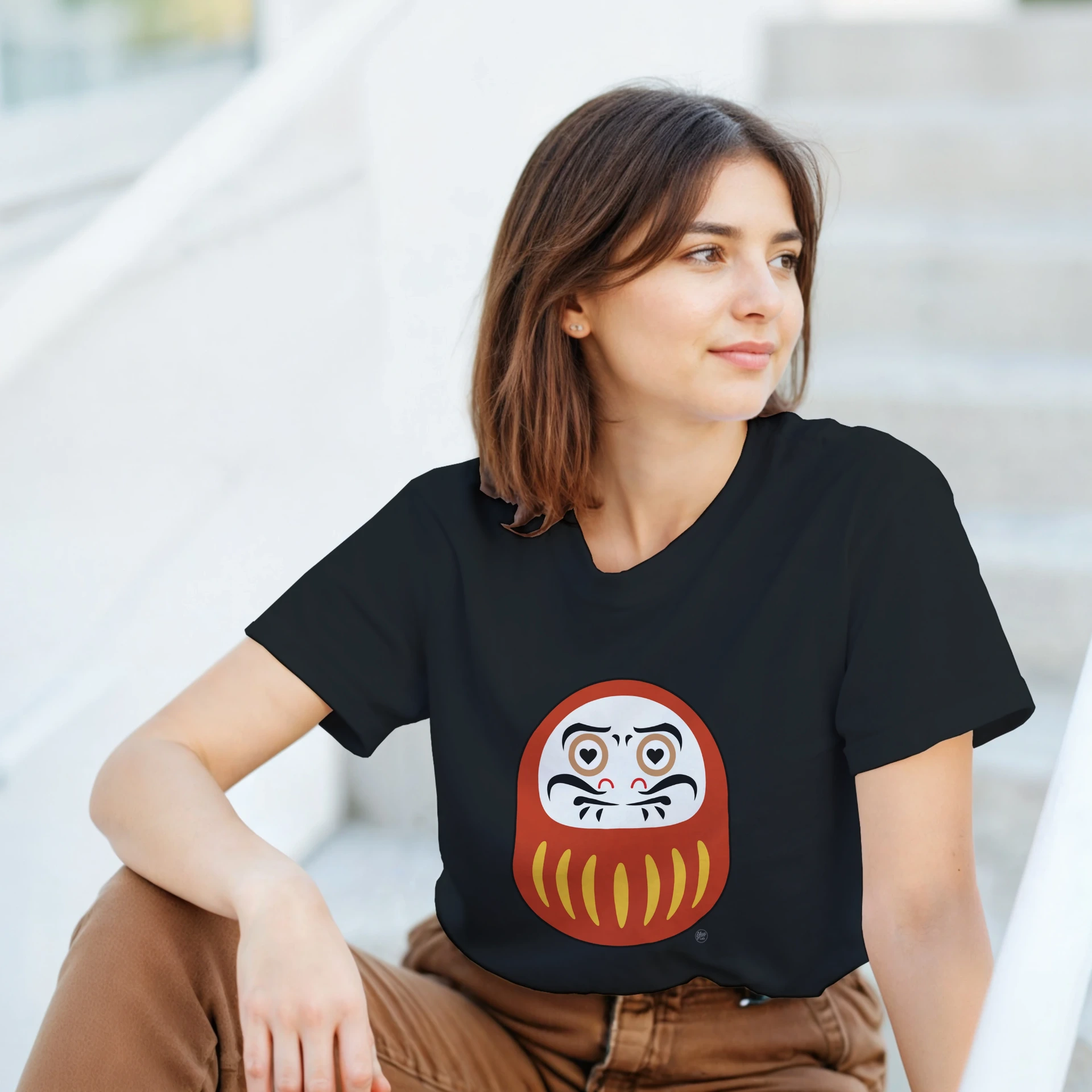 Lucky Daruma with Heart Eyes | T-shirt japonais porte-bonheur (Noir, 4XL)